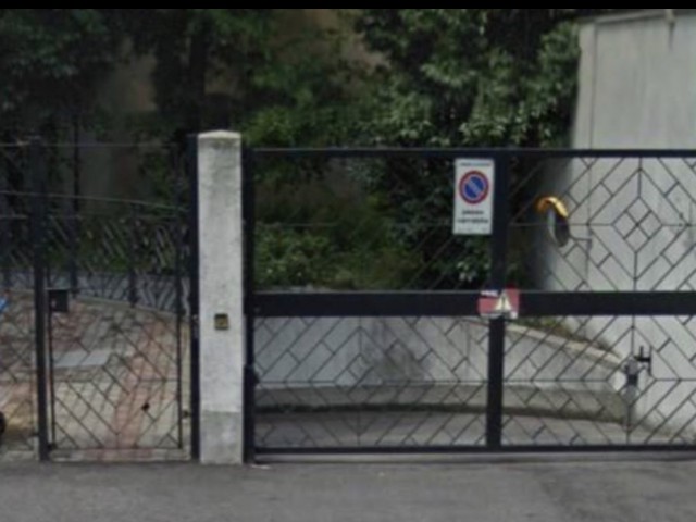 box posto auto in affitto a bergamo via bonomelli