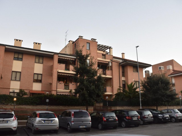 Appartamento in Affitto a Roma via Renato Salvatori 28 Anagnina Pressi Ikea