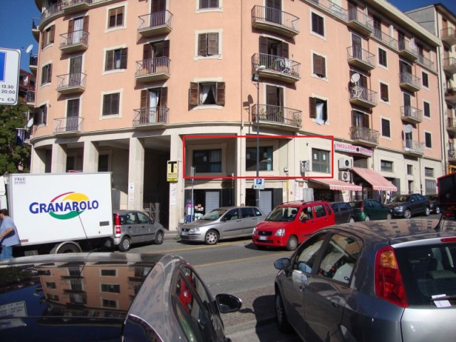 Ufficio in Vendita ad Avellino Ferriera Centro