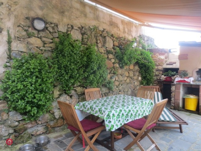 casa indipendente in vendita a pietrasanta capezzano monte