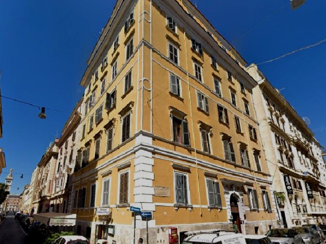 Appartamento in Vendita a Roma via Palestro 55 Castro Pretorio