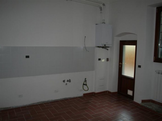 appartamento in affitto a pratolino via fiorentina