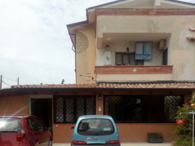 Villa in Affitto a Giugliano in Campania Loc Masseriola Licola Licola