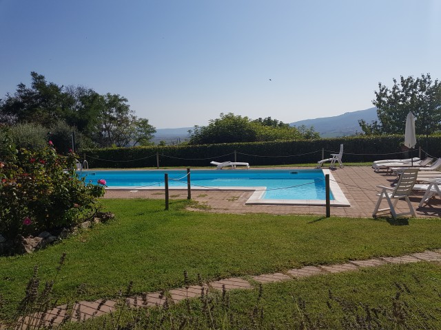 agriturismo in vendita a castiglione del lago