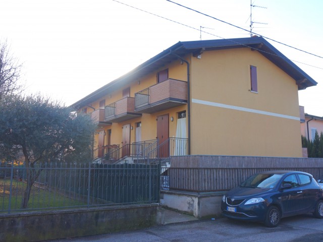 Villa Schiera in Vendita a Calvisano via Apollonio 4