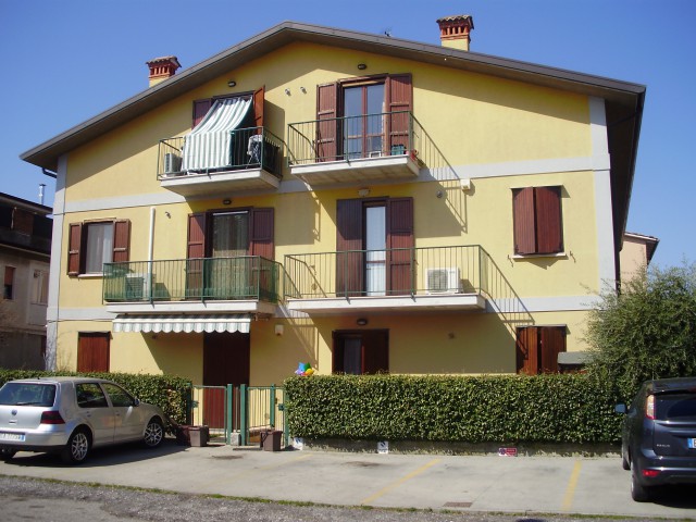 Appartamento in Vendita a Montichiari via Ciotti