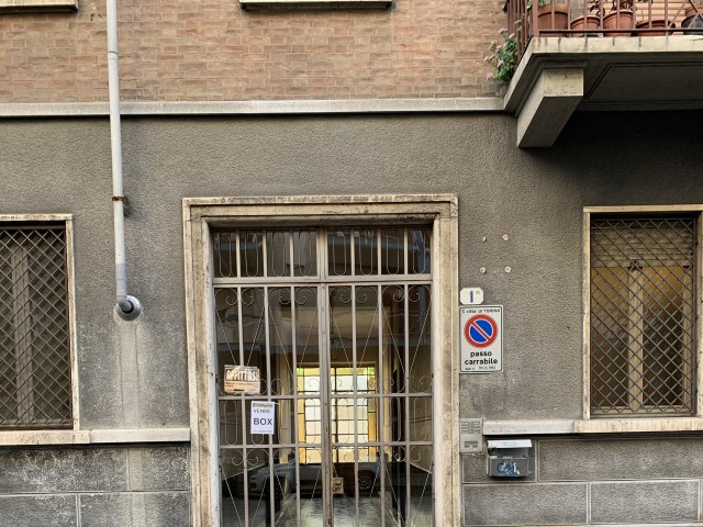 box posto auto in vendita a torino via baltimora 1 bis