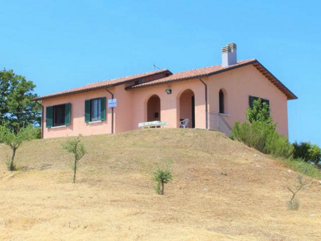 Villa in Vendita a Gualdo Tadino