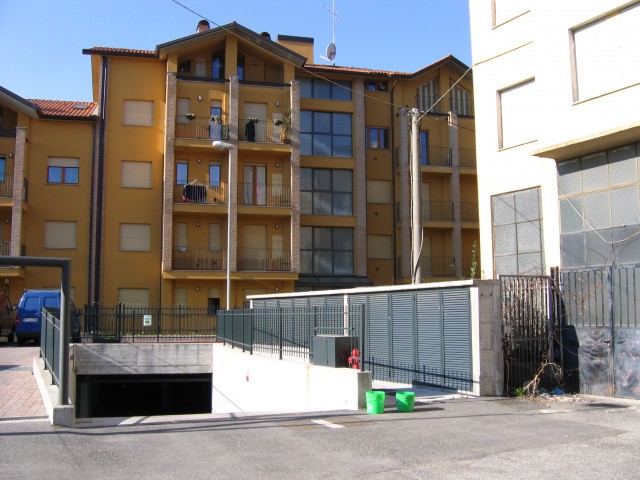 Appartamento in Vendita a Perego via Statale 73
