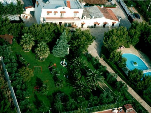 villa singola in vendita a turi contrada delle monache