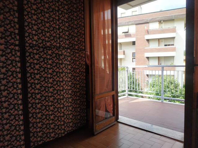 Appartamento in Affitto a Pisa via Betti Centro