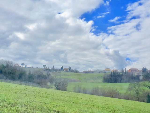 terreno in vendita a todi