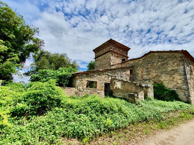 rustico casale corte in vendita a todi