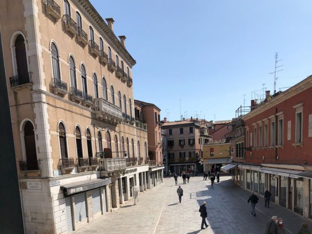 appartamento in affitto a venezia strada nova