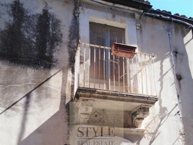 appartamento in vendita a palazzolo acreide centro storico