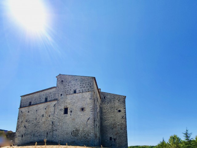 castello in vendita a massa martana