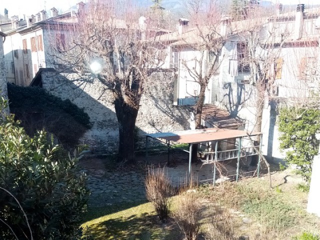 casa indipendente in vendita a bobbio