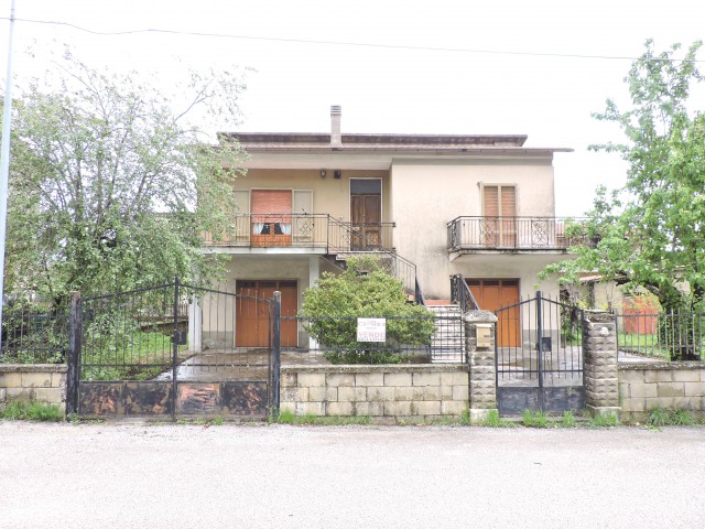 Villa in Vendita a Roccamonfina