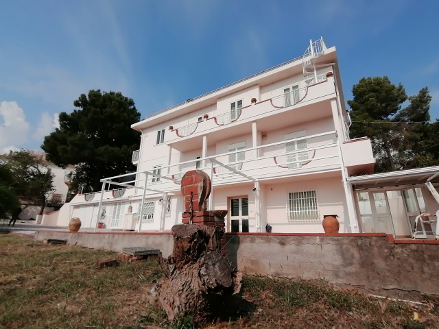 Villa in Vendita a Salerno