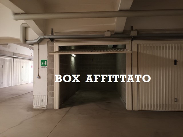 Box Posto Auto in Affitto a Milano via Santuario del Sacro Cuore 5 Comasina