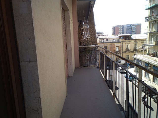 Appartamento in Vendita a Catania via Timoleone Ognina Picanello