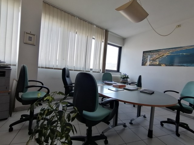 ufficio in vendita a salerno