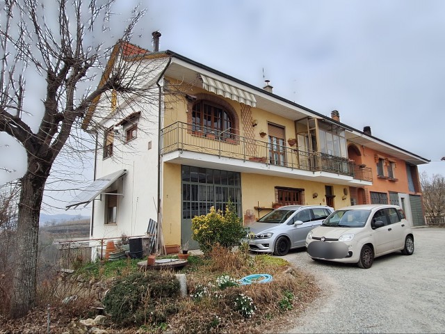 casa indipendente in vendita a montiglio monferrato frazione cortanieto 15