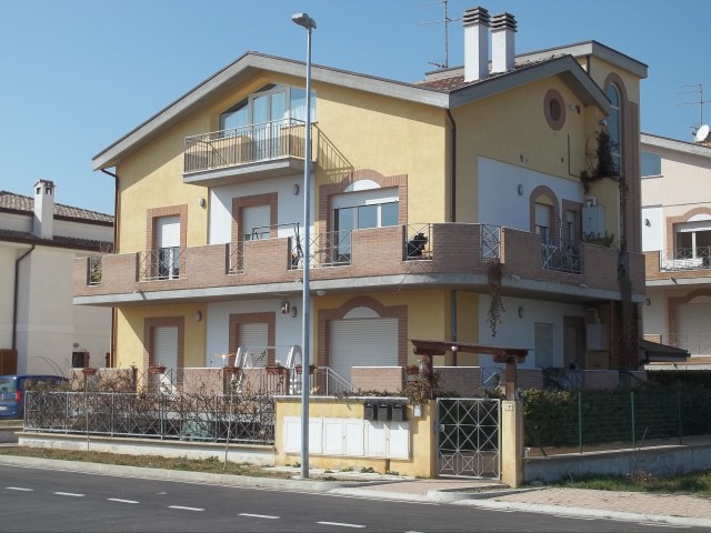 Appartamento in Vendita a Giulianova Localetà di Trento Paese