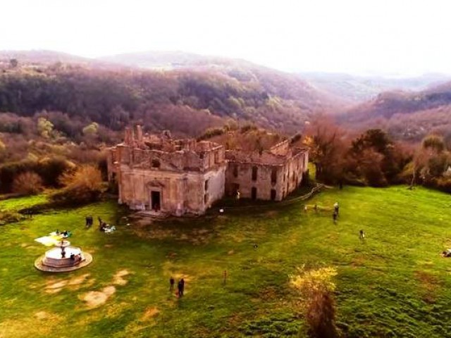 appartamento in vendita a canale monterano vicolo osciale 4