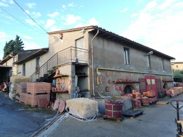 rustico casale corte in vendita a greve in chianti via beata villana da strada